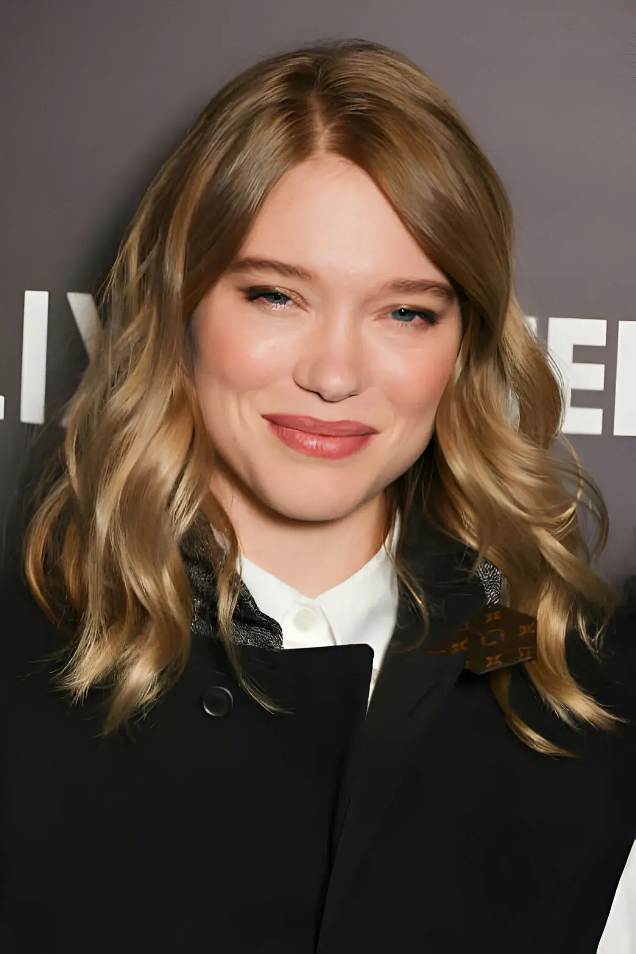 Lea Seydoux Photoshoot at La Bete Premiere in Paris